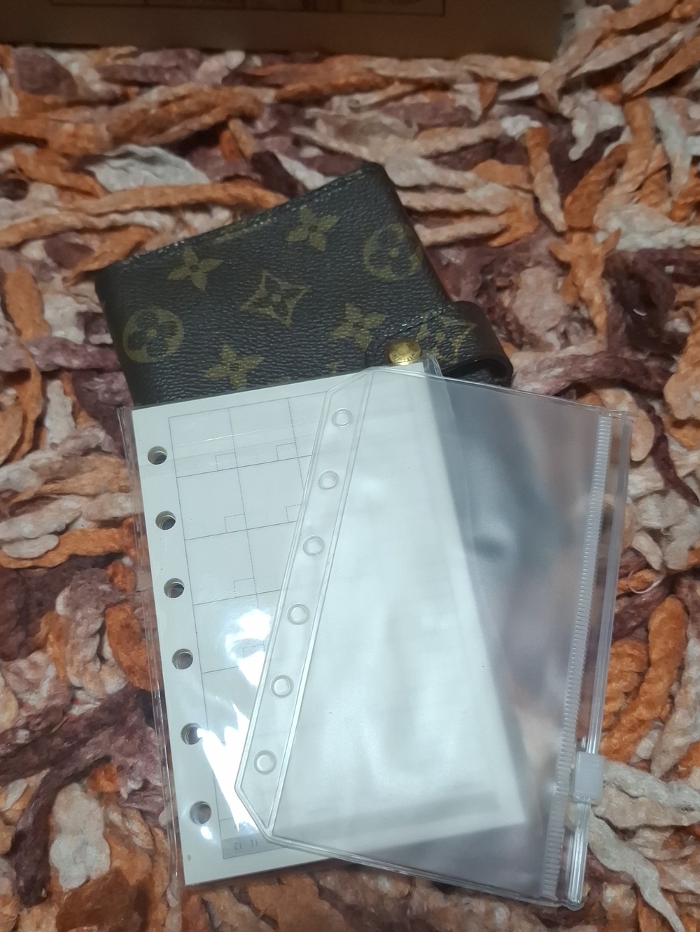 Louis Vuitton Monogram Agenda - Picture 13 of 13